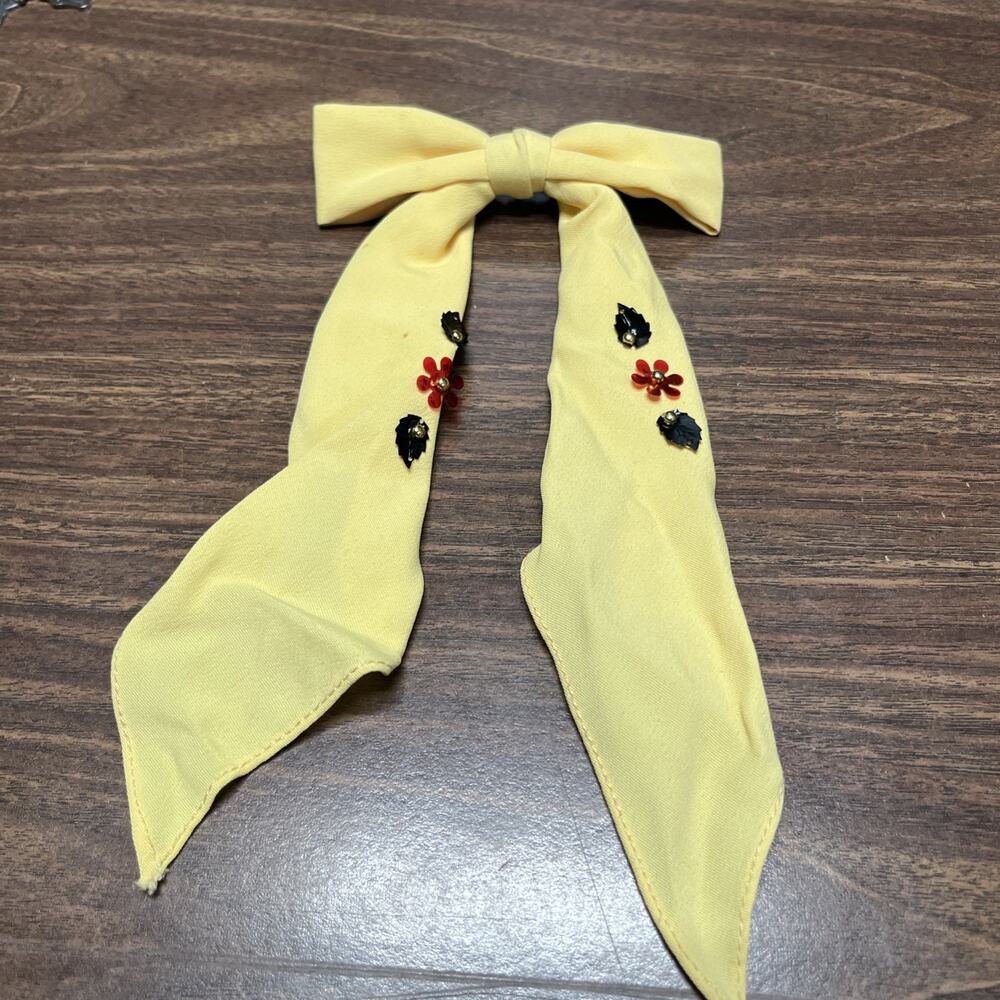 Vintage Grip Tite Clip On Bow Tie Leaf Flower Accents Western Square Dancing